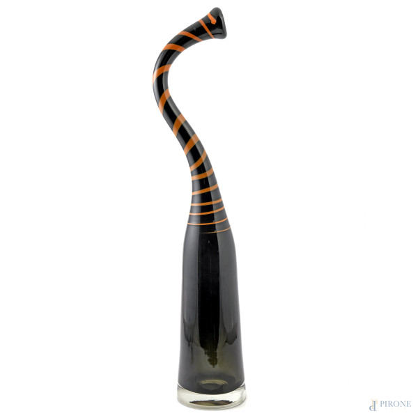 Vaso in vetro di murano nei toni del nero con strisce arancio,  XX secolo, altezza cm 63, (segni di usura, graffi, scalfiture)
