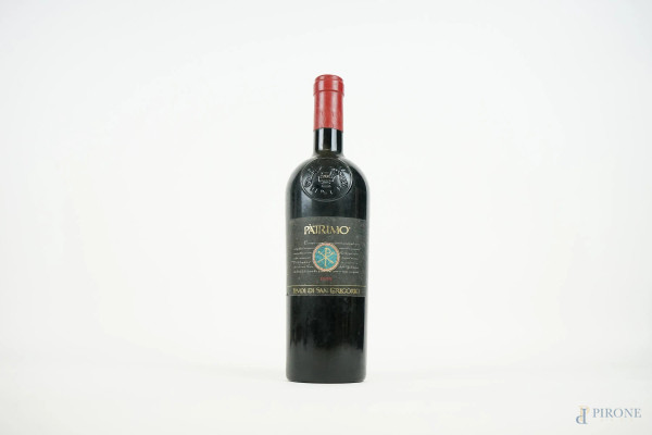 Pàtrimo, Feudi di San Gregorio, bottiglia di vino rosso, annata 1999, entro scassa in legno.