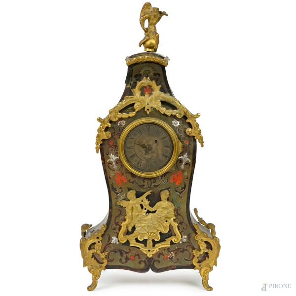 Orologio da tavolo, Breguet a Paris, Francia, fine XIX secolo, cassa in legno con intarsi in metallo dorato e madreperla, cm h 35x17x8,5, (difetti, meccanismo da revisionare)