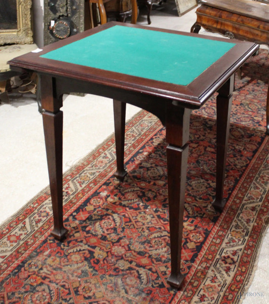 Tavolo da gioco in mogano di linea quadrata con panno verde, 68x68 cm