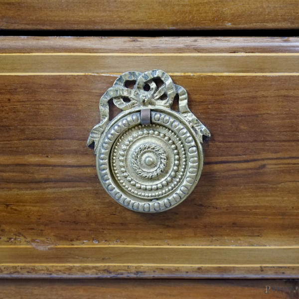 Mobile a ribalta impiallacciato in legno di noce con decori a intarsio in varie essenze, finiture...