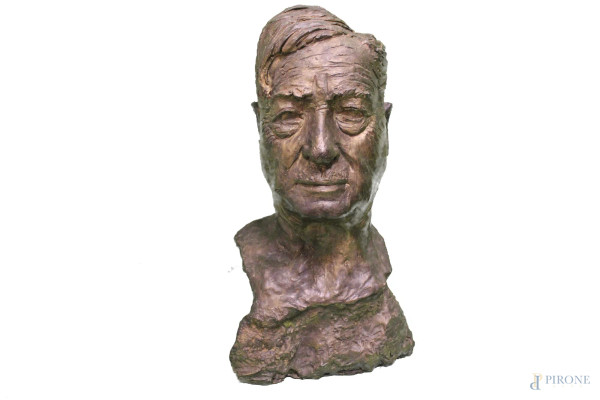 Testa d'uomo, scultura in resina, h. 45 cm.