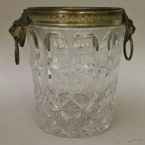 Vaso portaghiaccio in cristallo con particolari in metallo, h.14 cm.
