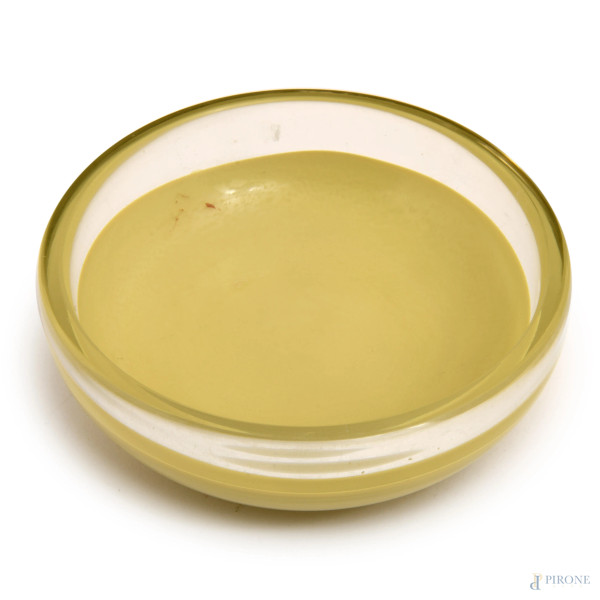 Posacenere circolare Venini in vetro con fondo color crema, altezza cm 5, diametro cm 13, (difetti)