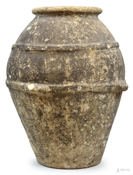 Grande vaso in terracotta, altezza cm 55, (difetti).