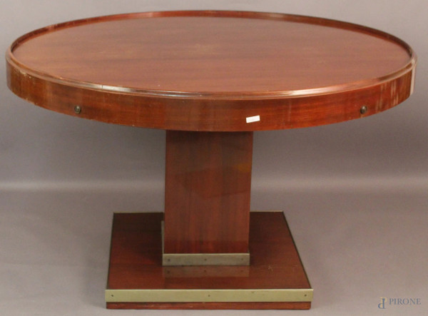 Tavolo da nave di linea tonda in mogano, fine XIX sec, h. 80, diametro 144 cm.(bordo del tavolo alzabile).