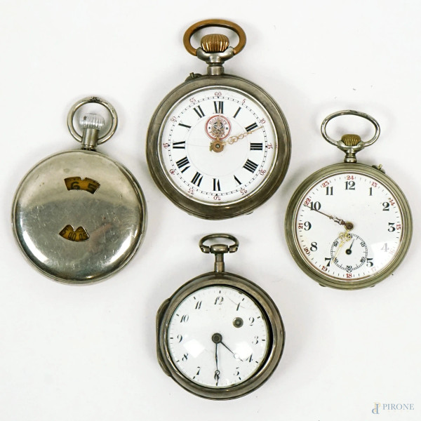 Lotto composto da 4 orologi da tasca in argento del XIX- XX secolo, (meccanismi da revisionare)
