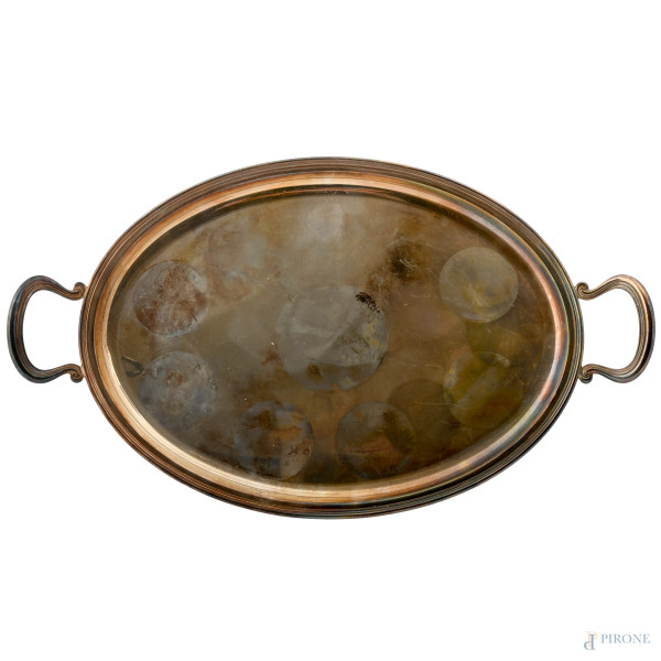 Vassoio ovale a guantiera in argento, XX secolo, cm 56x33,5, gr. 1130