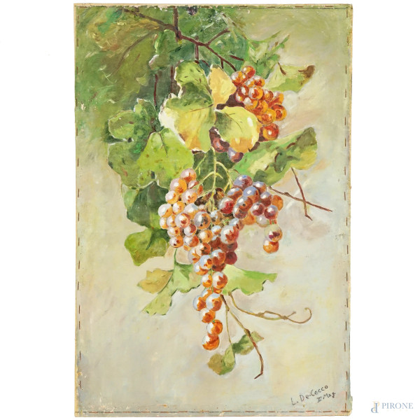 Grappoli d'uva, olio su tela riportata su tavoletta, cm 49x33.5, firmato L. De Cecco