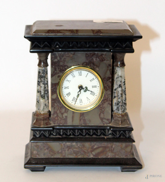 Orologio da tavolo a tempietto in marmo nero del Belgio,.
