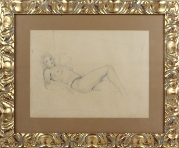 Nudo femminile, matita su carta, cm 29x39,  firma in basso a destra, entro cornice