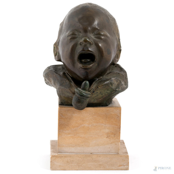 Il pianto, XX secolo, scultura in bronzo  su base in marmo, altezza complessiva cm 24, firmato al retro 