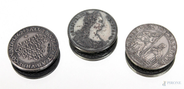 Tre riproduzioni in argento 925 di oselle veneziane.