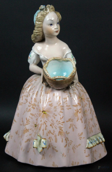 Dama con cesta, scultura in ceramica policroma, marcata G. Girardi, altezza cm. 32 (difetti)