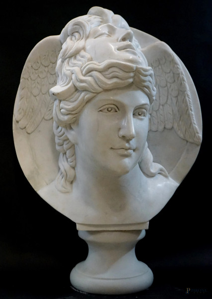 Hypnos, busto in marmo bianco, XX secolo, cm h 66, (lievi difetti).
