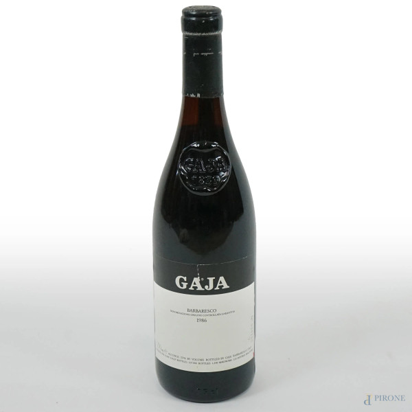 Gaja, Barbaresco D.O.C.G., bottiglia di vino rosso da 750 ml, annata 1986.