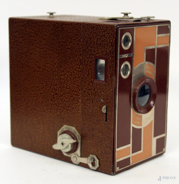 Macchina fotografica Kodak marrone.