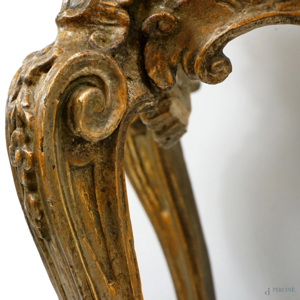 Consolle in legno intagliato e argentato a mecca, XVIII-XIX secolo, con piano mistilineo lastrona...