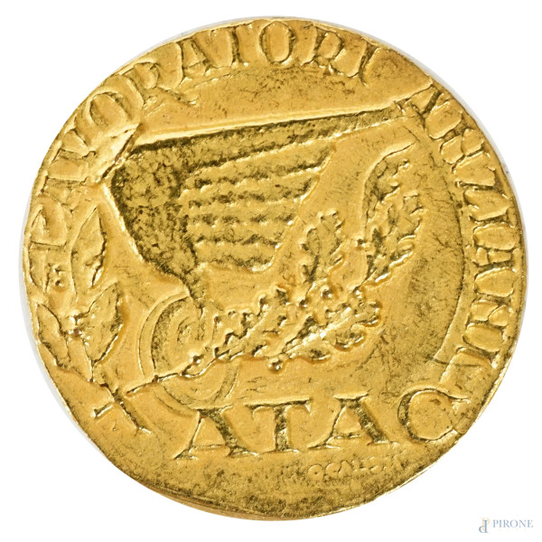 Lavoratori anziani ATAC, medaglietta in oro 18 KT, diam.cm 2, peso gr.5,8, (segni del tempo)