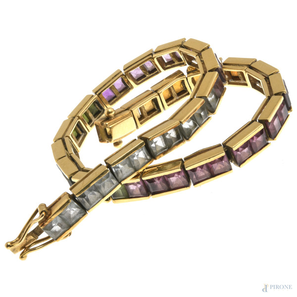 Bracciale tennis in oro 18 kt con tormaline, peso gr 14,5, lunghezza cm 18