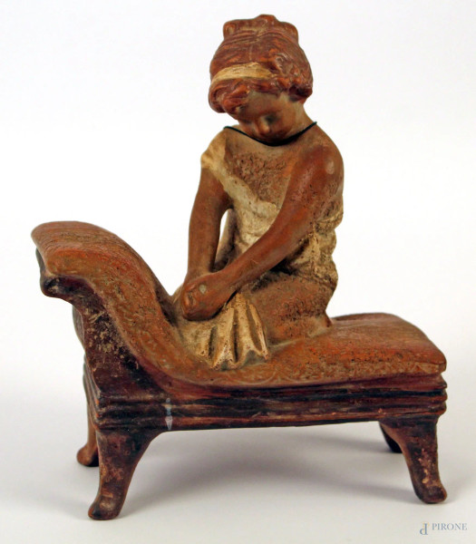 Fanciulla seduta, scultura in terracotta, marcata ceramica Paolo Marioni