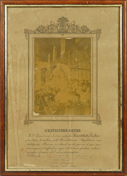 Indulgenza plenaria con fotografia d'epoca ai Sali d'argento, recante data in basso a destra, fine XIX secolo, cm 49x33,5, entro cornice, (difetti e macchie)