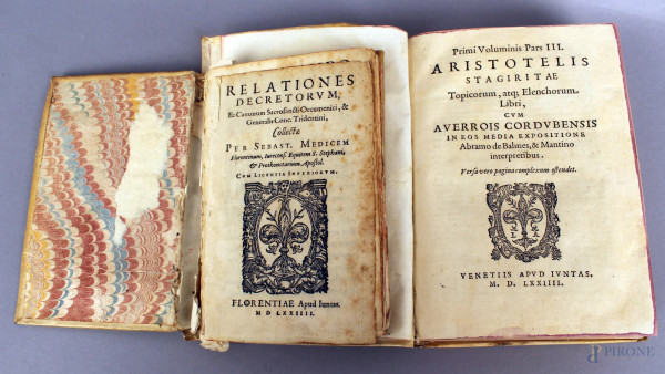 Lotto composto da due libri diversi del XVI secolo.