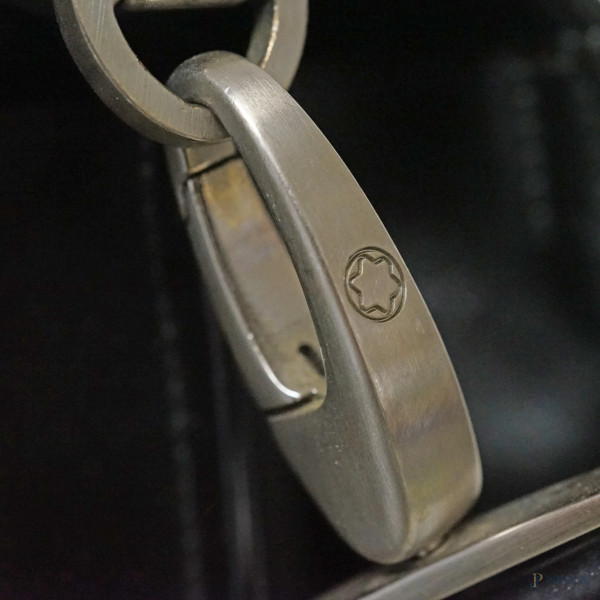 Ventiquattrore della Montblanc in pelle nera con tracolla in tessuto, cm 30x42,5x13 (difetti)