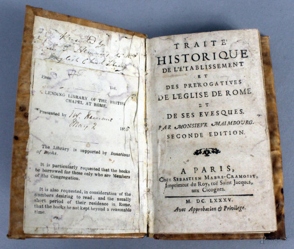 Lotto composto di un libro del XVII secolo ed uno del XVIII secolo.