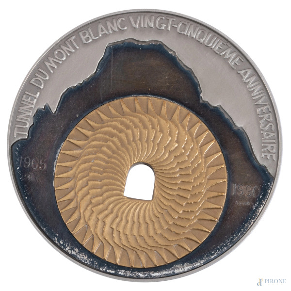 Mario Ceroli x Pernazza Inc,Moneta commemorativa per il venticinquennale del traforo del Monte Bianco 1965-1990 in argento 999/000, diametro cm 5