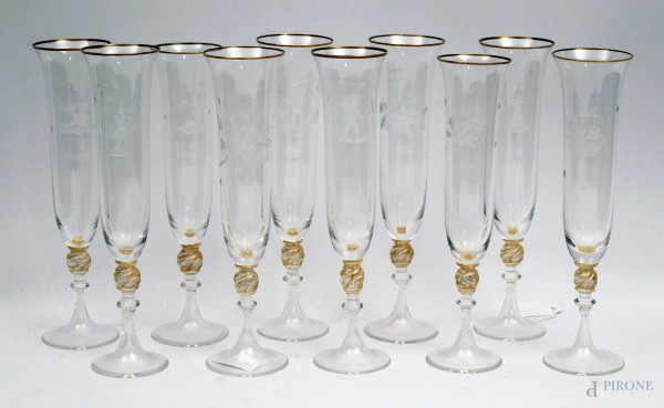 Lotto composto da dieci bicchieri da flut in vetro di Murano con decori.
