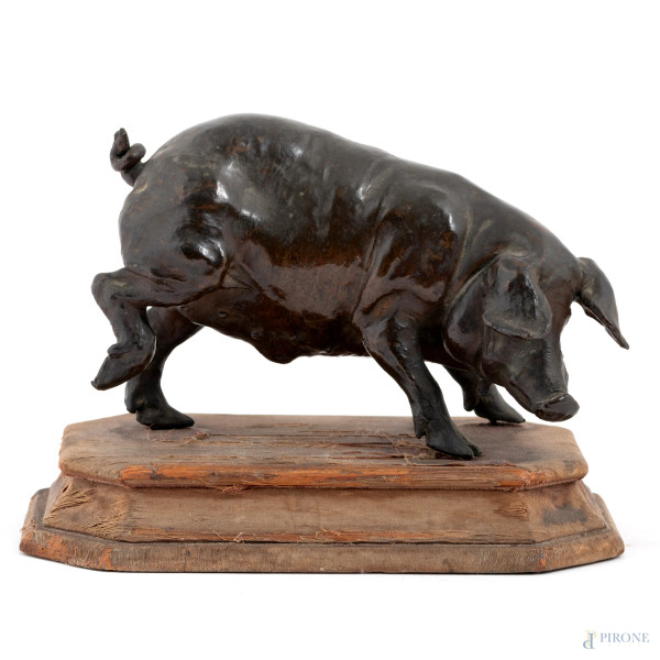 Vincenzo Jerace (1862-1947), La scrofa, scultura in bronzo su base in legno, misure complessive cm 14x17x11x5, (segni di usura)