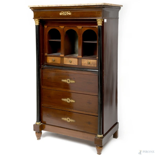 Secretaire in mogano Impero a tre cassetti al fronte,  XIX secolo, (sportello a ribalta mancante, difetti), cm 163x91,5x49,5