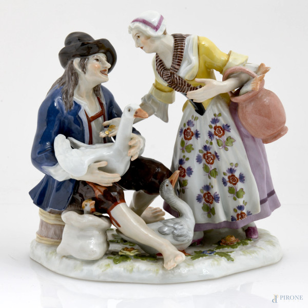 Gruppo in porcellana Meissen raffigurante scena di mercato, 16x16x10,5, XX secolo, (difetti)
