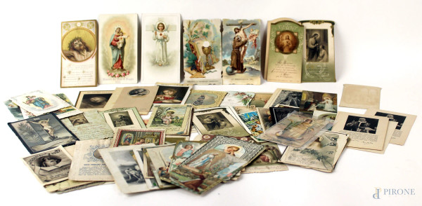 Lotto composto da 89  santini del XX secolo, (difetti).