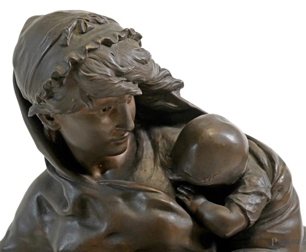 Maternità, scultura in bronzo patinato, firmata alla base Math Moreau/ Hors Concours, altezza cm ...