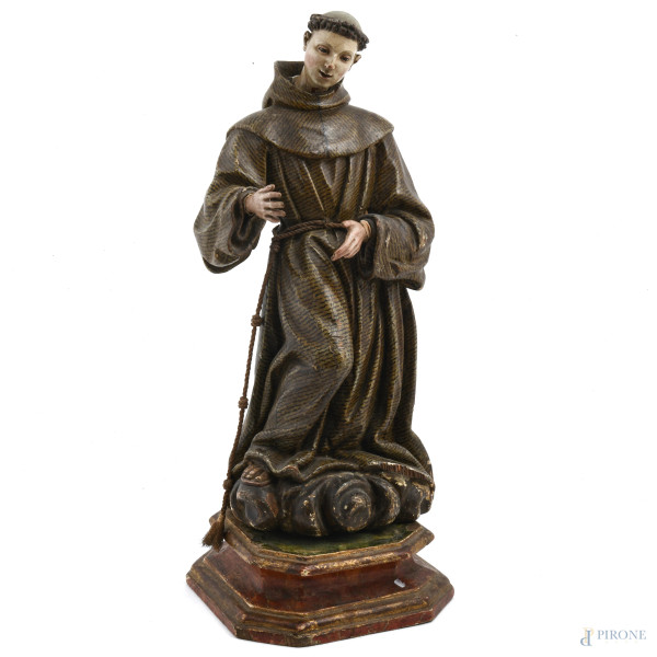 Scultura in legno policromo raffigurante frate, XX secolo, altezza cm 48, (segni di usura, scalfiture, fessurazioni)