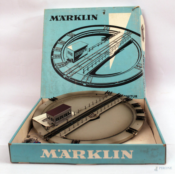 Piattaforma Marklin 7186, completo di scatola originale 