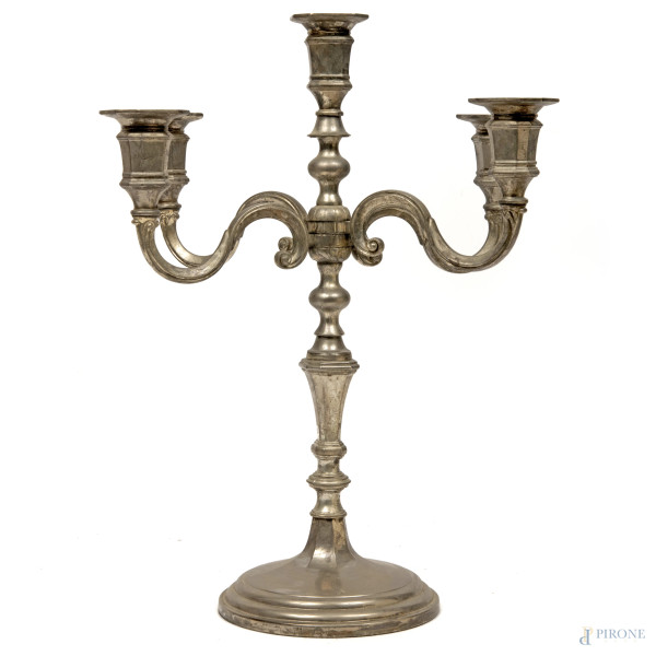 Candelabro in metallo argentato a 5 fiamme, altezza 40,5