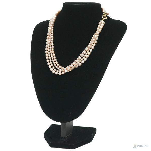 Collana a quattro fili di perle di fiume rosa, chiusura in oro basso, lunghezza cm 48
