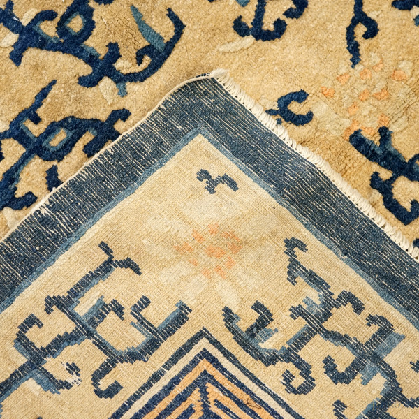 Tappeto cinese a fondo beige, cm 177x124