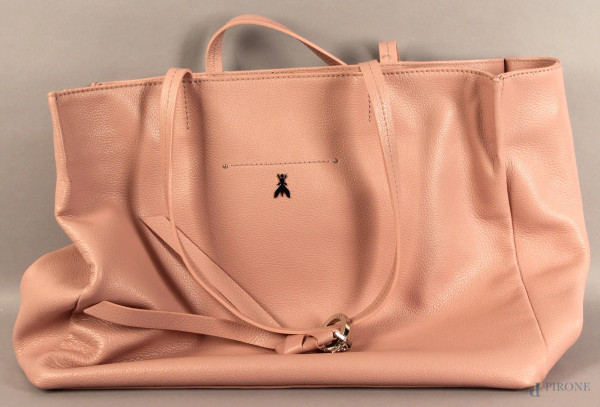 Borsa in  pelle color rosa, marcata Patrizia Pepe, cm. 30x40x17.
