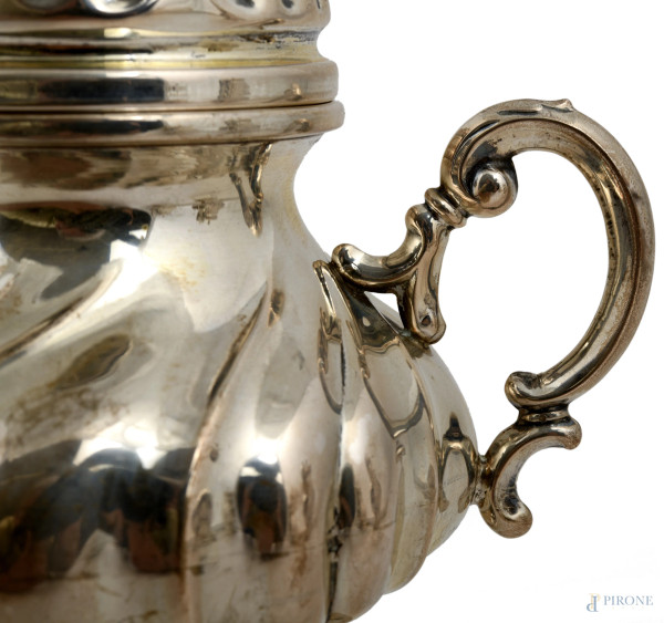 Servizio in argento 800/000 composto da teiera, caffettiera, zuccheriera e lattiera, misure massi...