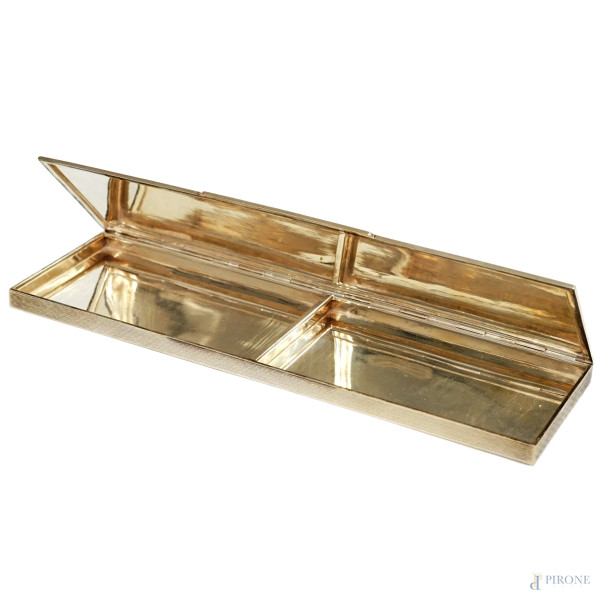 Scatola rettangolare in argento , XX secolo, peso gr. 485, cm 1,3x27,7x8,5