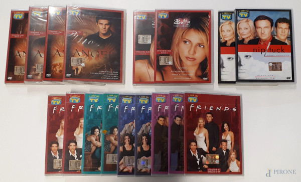 Lotto composto da 17 film in DVD nuovi, serie Nip Tuck, Angel, Buffy e