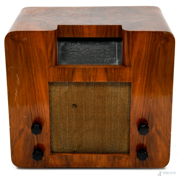 Radio CGE, cm 43x45x29, (difetti, da revisionare)