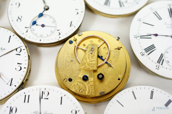 Lotto di meccanismi di orologi da tasca e da polso, marche diverse, pezzi 50, (difetti)