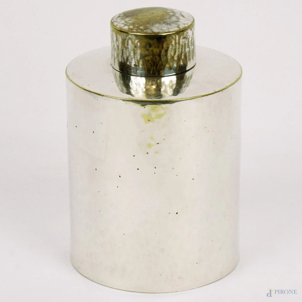 Porta thé cilindrico in metallo argentato, cm h 13, XX secolo, (difetti)