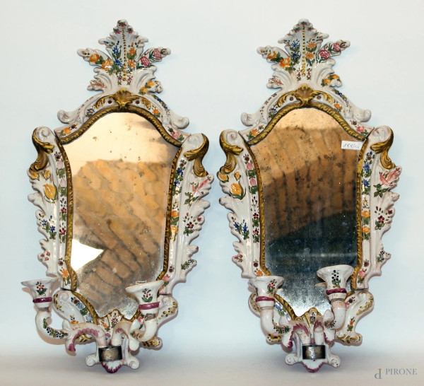 Coppia di specchierine con appliques 