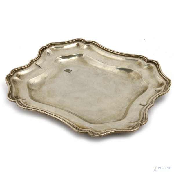 Vassoio in argento 800/000, cm 28x24, peso gr 510